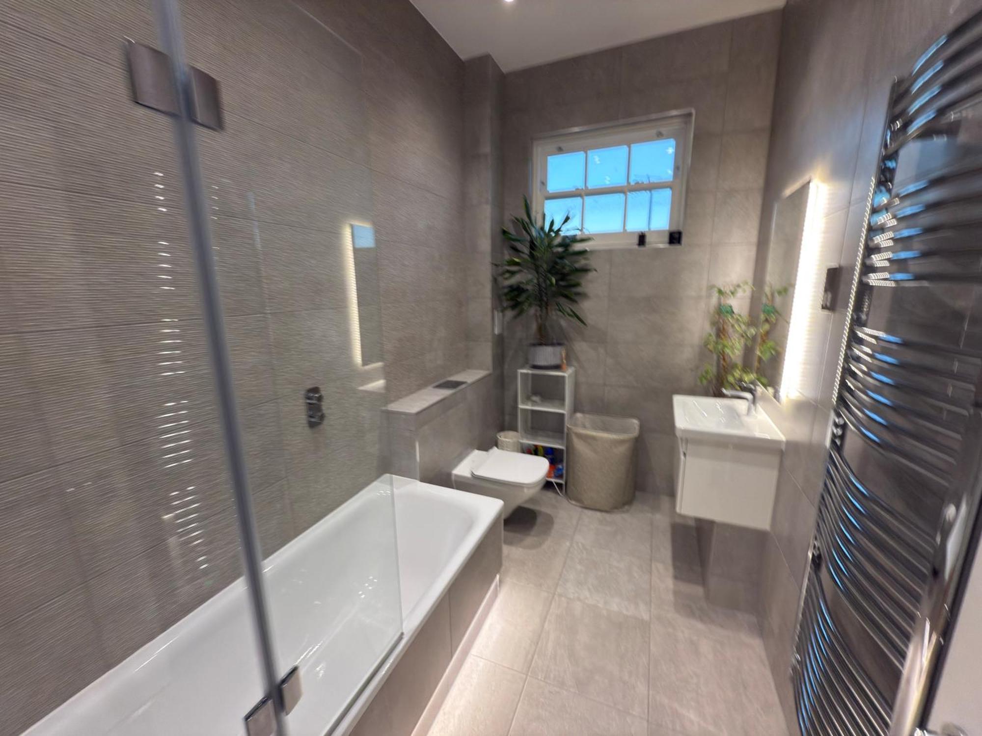 West London Luxury Oasis, Ealing Broadway - Best Location!!! Exterior photo